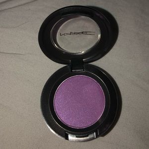 MAC Very Violet Eyeshadow